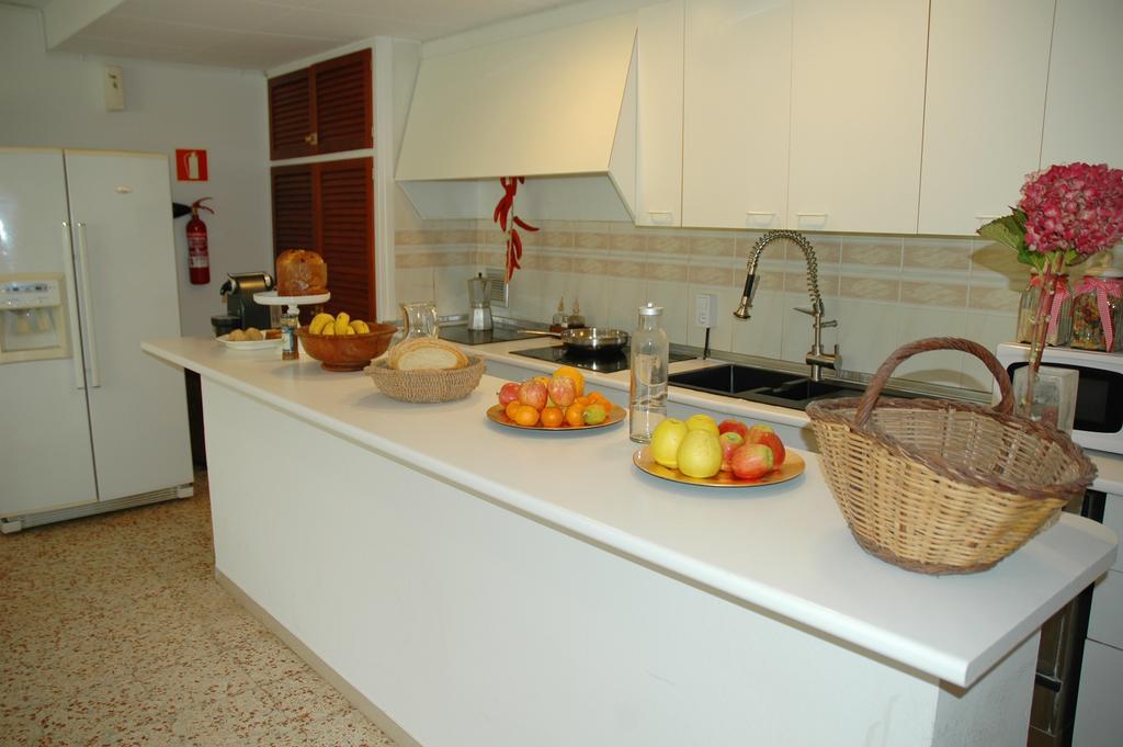 Hostel Residential Horse Club Costa Brava Santa Cristina d'Aro Zimmer foto