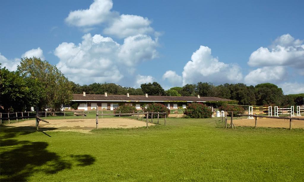 Hostel Residential Horse Club Costa Brava Santa Cristina d'Aro Zimmer foto